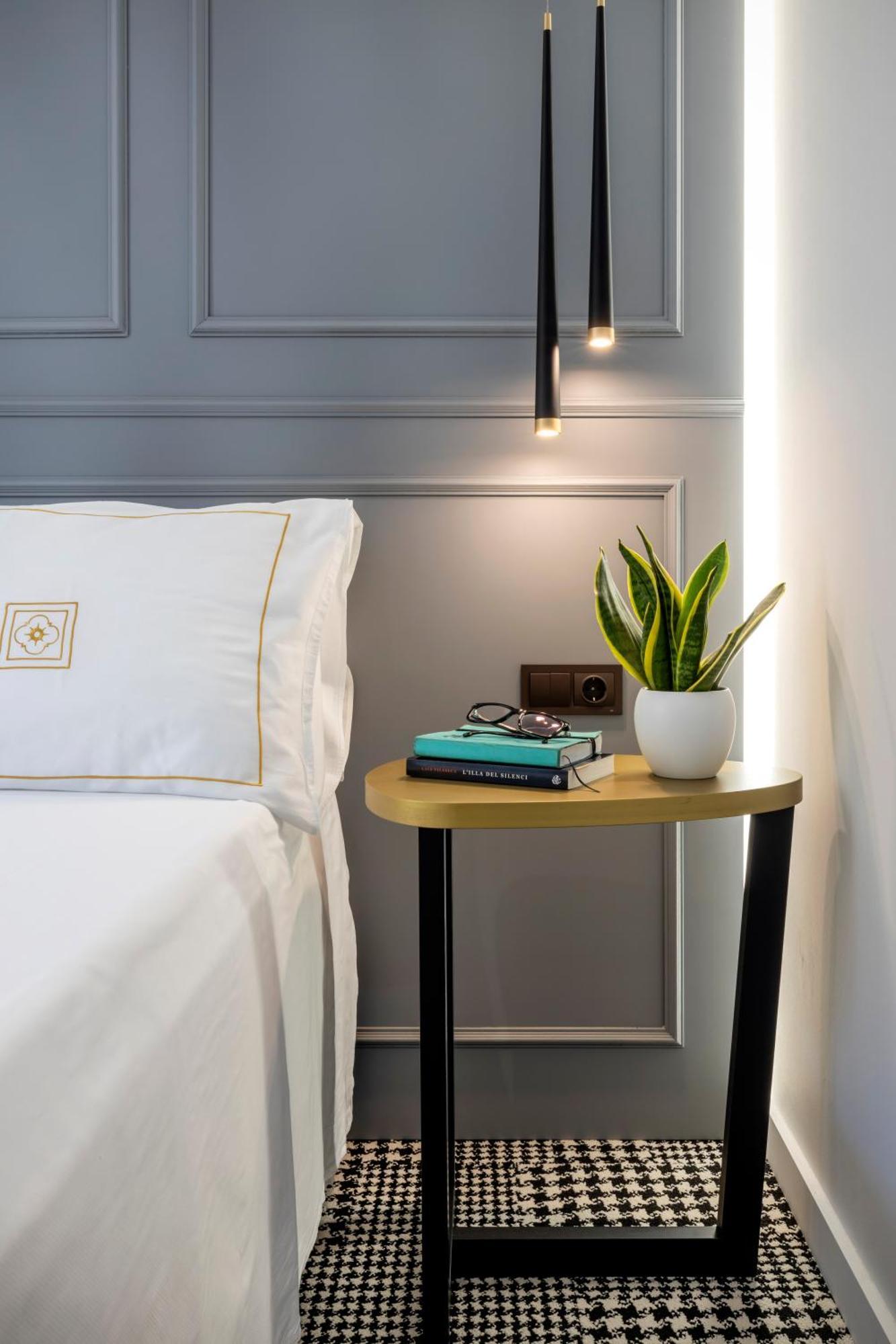 Cal Roure Boutique Hotel Igualada Exterior photo